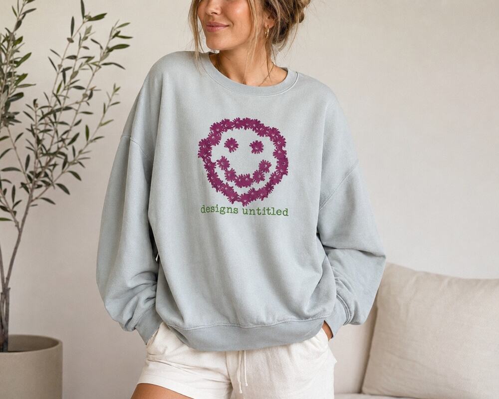 Designs Untitled Floral Smiley Crewneck Sweatshirt XXL Oversized